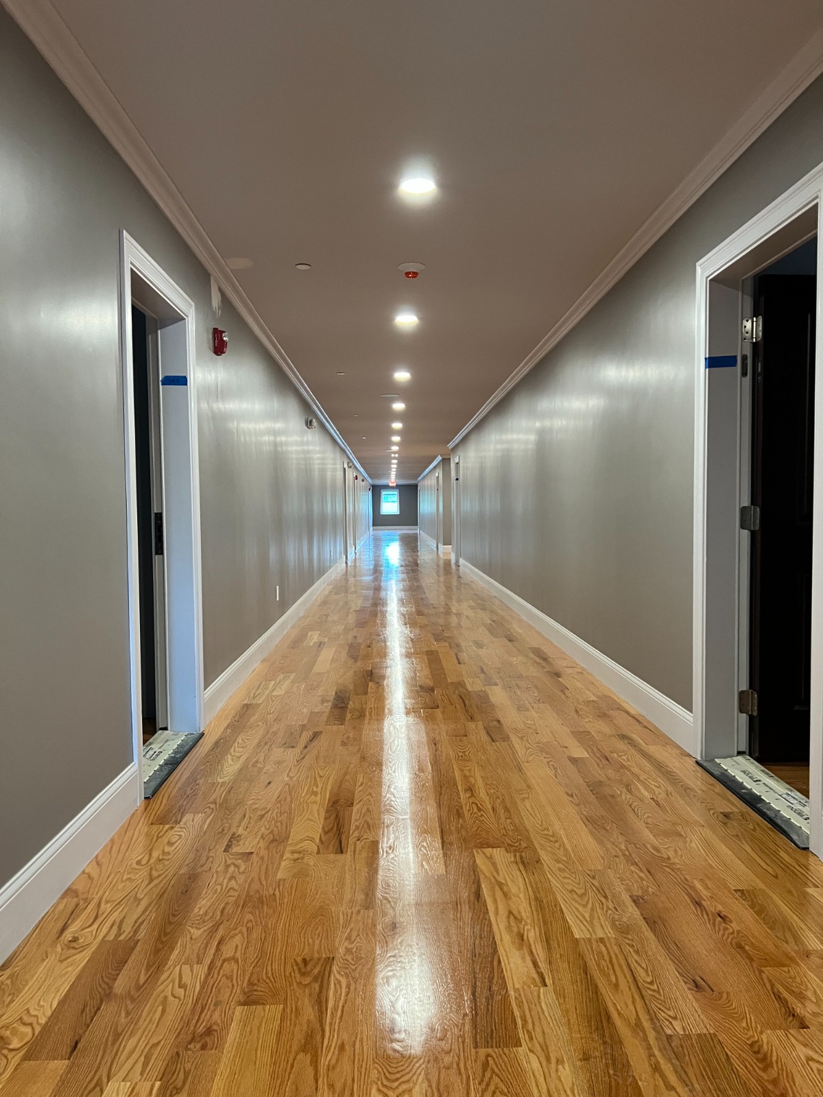 12 Pond Exterior and Kitchen (6)