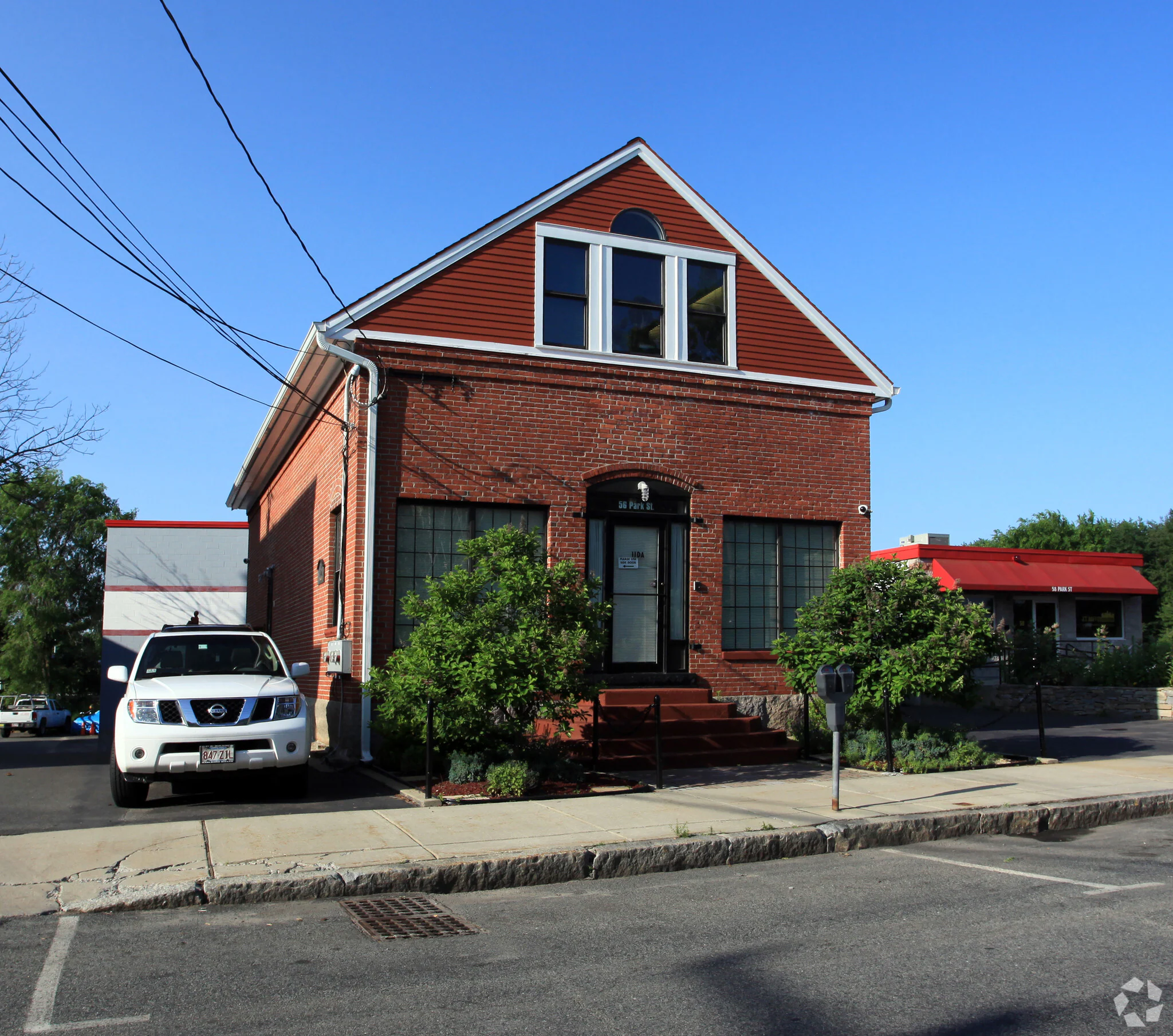 56 Park St, Framingham