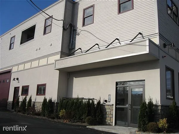644 Washington_Ave - Exterior